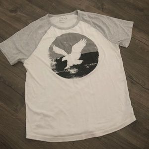MEN'S AMERICAN EAGLE RAGLAN TSHIRT